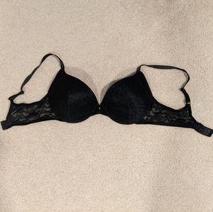 Victoria's Secret Black Lace Pushup Bra (Size 34D)